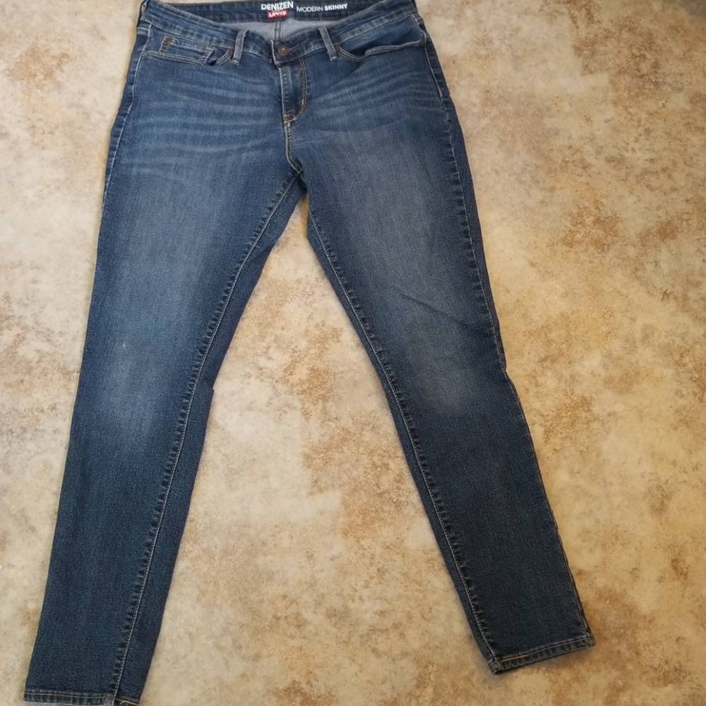 Levi's skinny ankle jeans